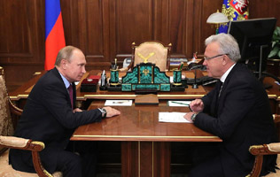Владимир Путин и Александр Усс. Москва, Кремль, 30 июля 2018 года. Фото © kremlin.ru